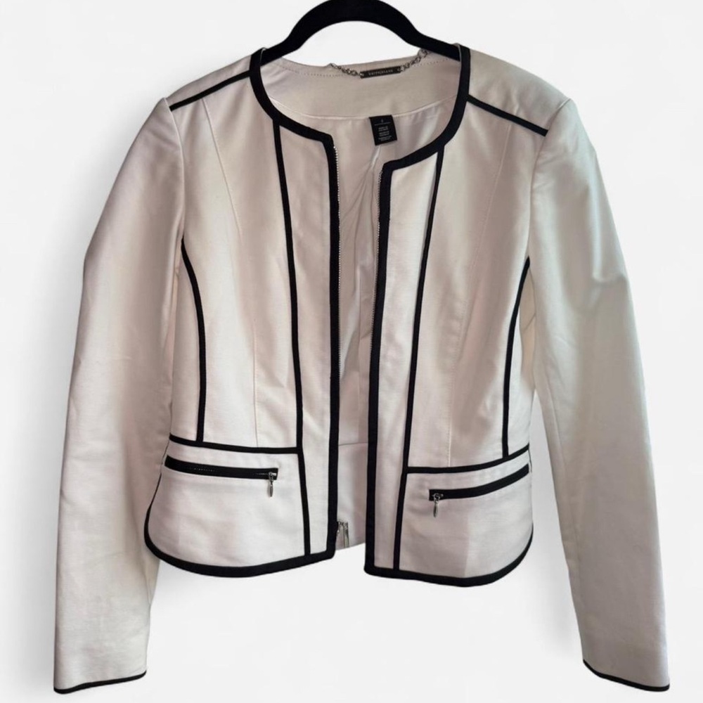 White House Black Market Blazer White Black Tailored